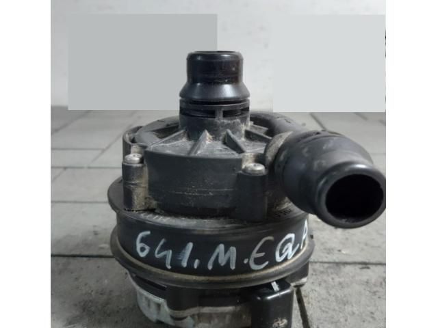 bontott MERCEDES-BENZ EQA Vízpumpa