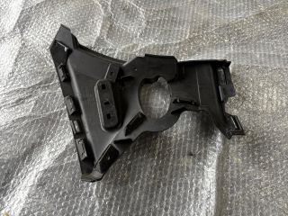 bontott MERCEDES-BENZ EQA Jobb első Lökhárító Tartó (Műanyag)