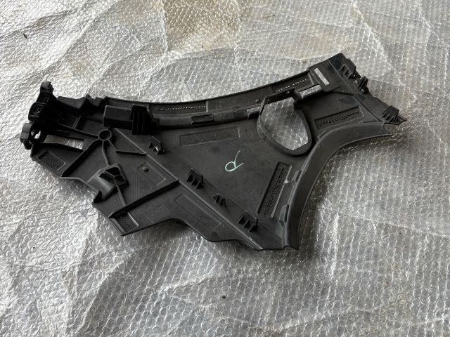 bontott MERCEDES-BENZ EQA Jobb első Lökhárító Tartó (Műanyag)