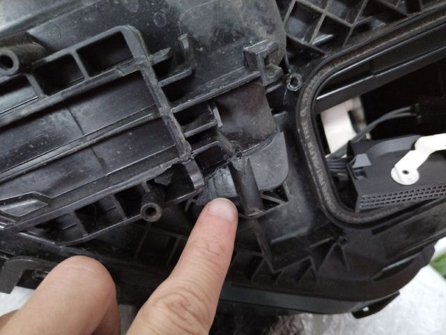 bontott MERCEDES-BENZ EQA Jobb Fényszóró