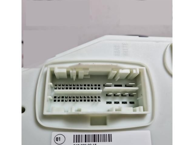 bontott MERCEDES-BENZ EQA Komfort Elektronika