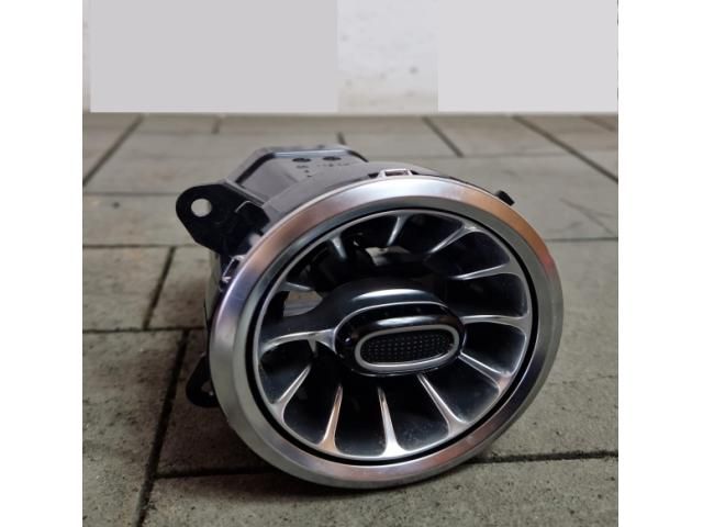 bontott MERCEDES-BENZ EQA Középső Szellőző