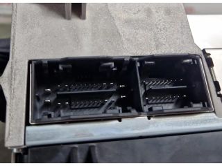 bontott MERCEDES-BENZ EQA Rádió / CD