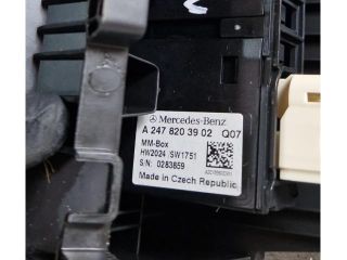 bontott MERCEDES-BENZ EQA USB HUB