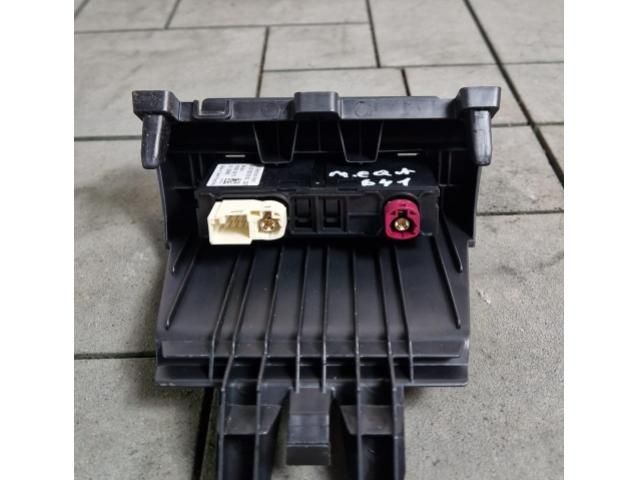 bontott MERCEDES-BENZ EQA USB HUB