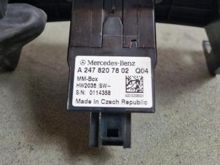 bontott MERCEDES-BENZ EQA USB HUB