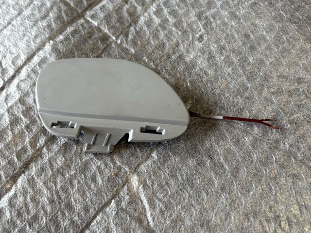 bontott MERCEDES-BENZ EQB Első Vonószem Burkolat