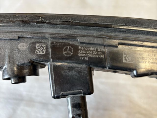 bontott MERCEDES-BENZ EQB Fényszóró (Pozíciófüggetlen)