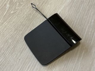 bontott MERCEDES-BENZ EQB Hátsó Vonószem Burkolat