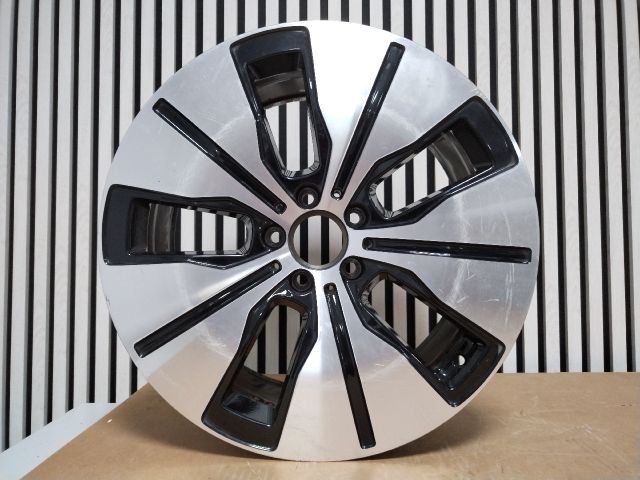 bontott MERCEDES-BENZ EQC Alufelni (1 db)