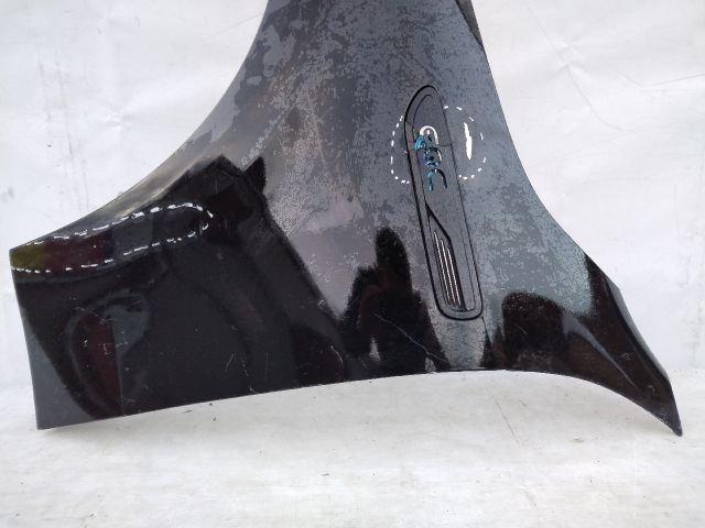 bontott MERCEDES-BENZ EQC Bal első Sárvédő