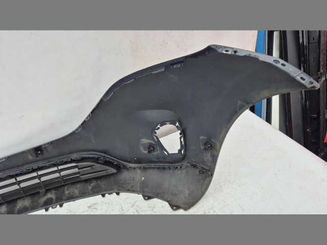 bontott MERCEDES-BENZ EQC Első Lökhárító (Üresen)