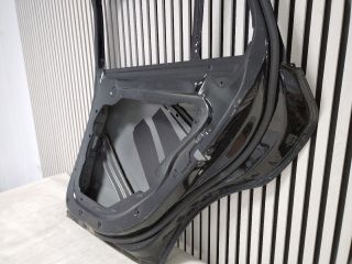 bontott MERCEDES-BENZ EQC Jobb hátsó Ajtó (Üres lemez)