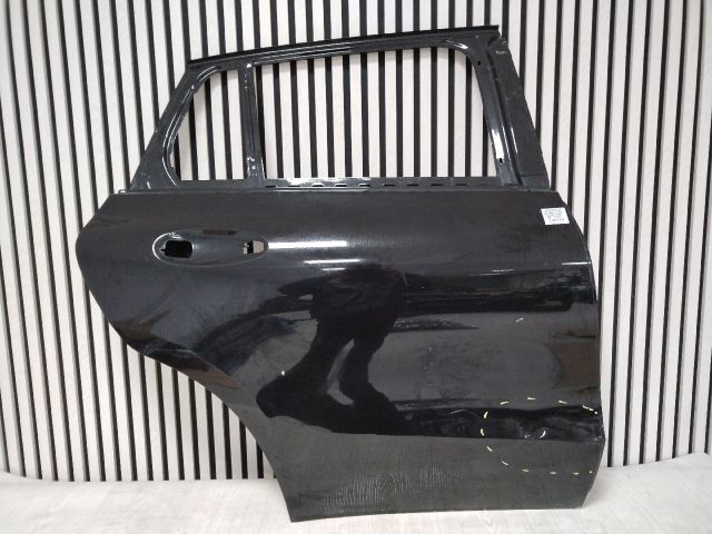 bontott MERCEDES-BENZ EQC Jobb hátsó Ajtó (Üres lemez)