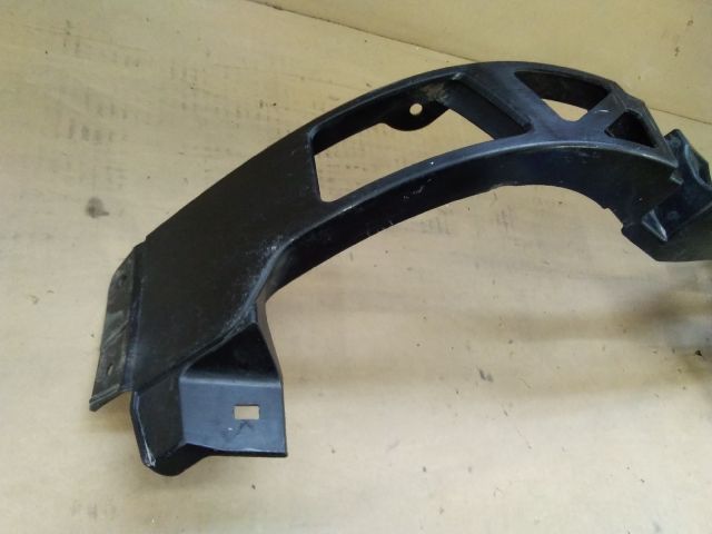 bontott MERCEDES-BENZ EQE Bal hátsó Oldal Lökhárító Tartó (Műanyag)