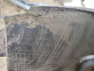 bontott MERCEDES-BENZ EQE Első Lökhárító Alsó (Műanyag)