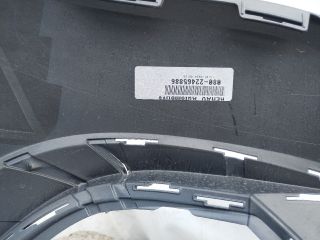 bontott MERCEDES-BENZ EQE Első Lökhárító (Üresen)