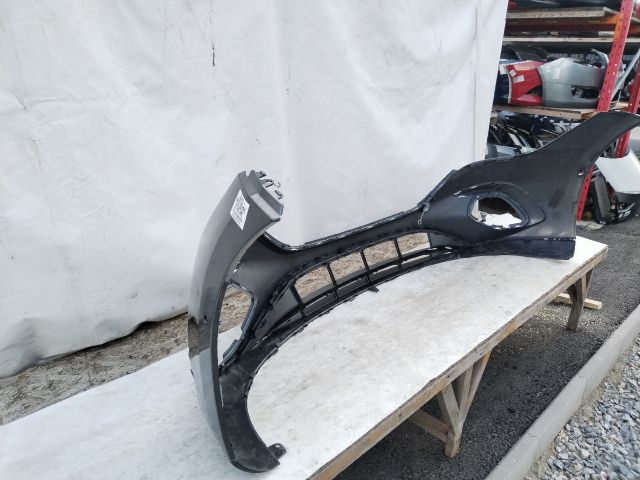 bontott MERCEDES-BENZ EQE Első Lökhárító (Üresen)