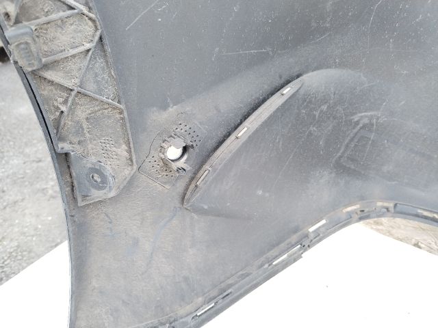 bontott MERCEDES-BENZ EQE Hátsó Lökhárító (Üresen)