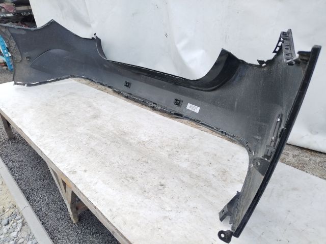 bontott MERCEDES-BENZ EQE Hátsó Lökhárító (Üresen)