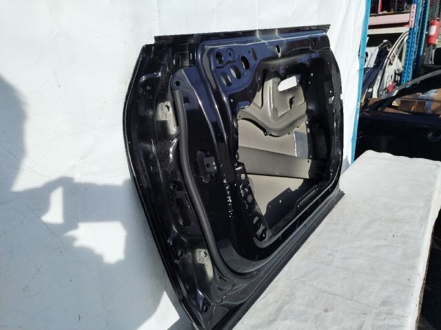 bontott MERCEDES-BENZ EQE Jobb első Ajtó (Üres lemez)