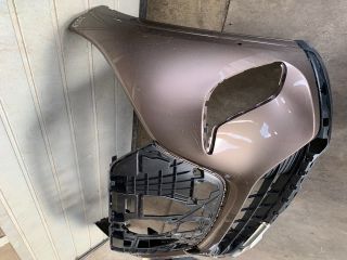 bontott MERCEDES-BENZ EQS Első Lökhárító (Üresen)