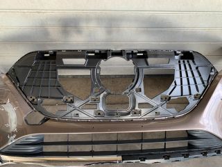 bontott MERCEDES-BENZ EQS Első Lökhárító (Üresen)