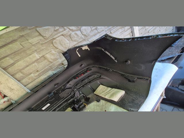 bontott MERCEDES-BENZ EQS Hátsó Lökhárító (Részeivel)