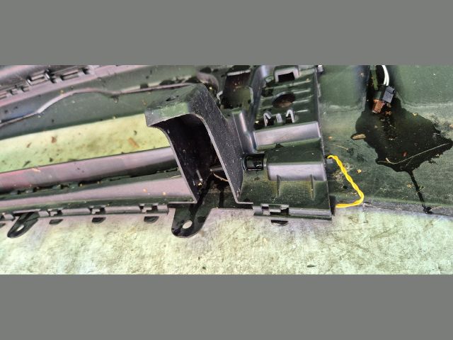 bontott MERCEDES-BENZ EQS Hátsó Lökhárító (Részeivel)