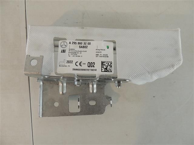 bontott MERCEDES-BENZ EQS Utasoldali Légzsák