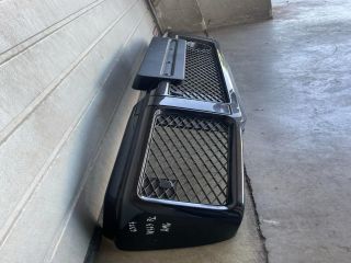 bontott MERCEDES-BENZ G-CLASS Első Lökhárító (Részeivel)