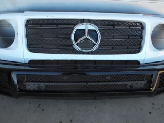bontott MERCEDES-BENZ G-CLASS Első Lökhárító (Részeivel)