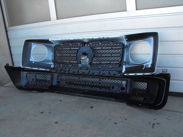 bontott MERCEDES-BENZ G-CLASS Első Lökhárító (Részeivel)