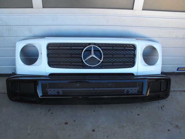 bontott MERCEDES-BENZ G-CLASS Első Lökhárító (Részeivel)