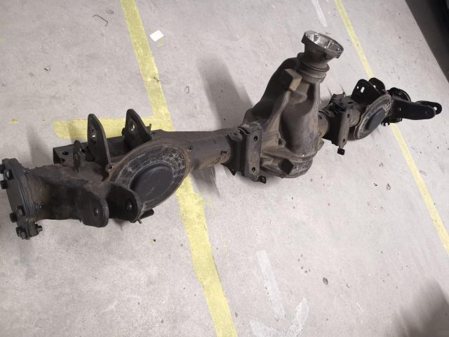 bontott MERCEDES-BENZ G-CLASS Hátsó Híd (Tárcsafékes)