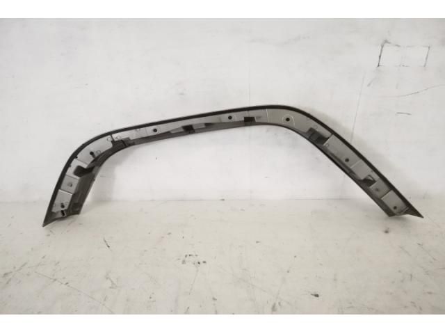 bontott MERCEDES-BENZ G-CLASS Jobb első Sárvédő Díszléc