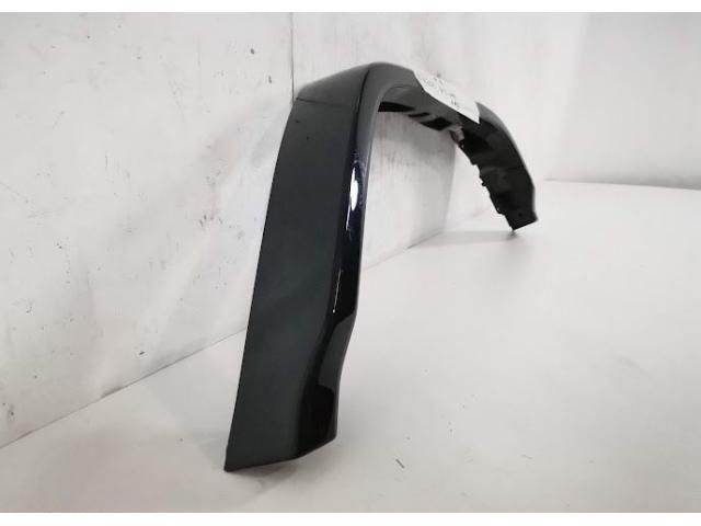 bontott MERCEDES-BENZ G-CLASS Jobb első Sárvédő Díszléc