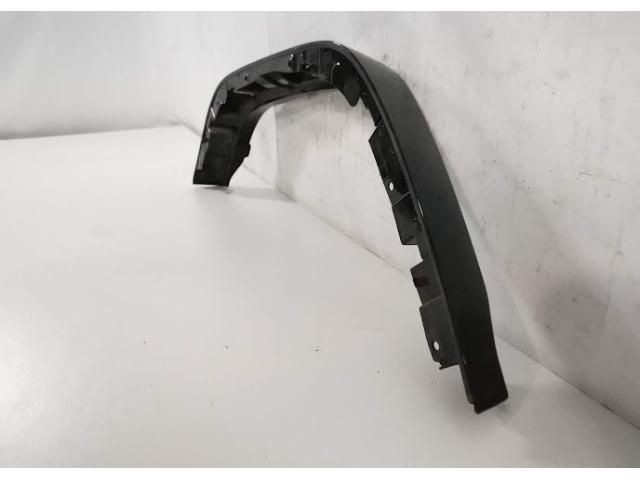 bontott MERCEDES-BENZ G-CLASS Jobb első Sárvédő Díszléc