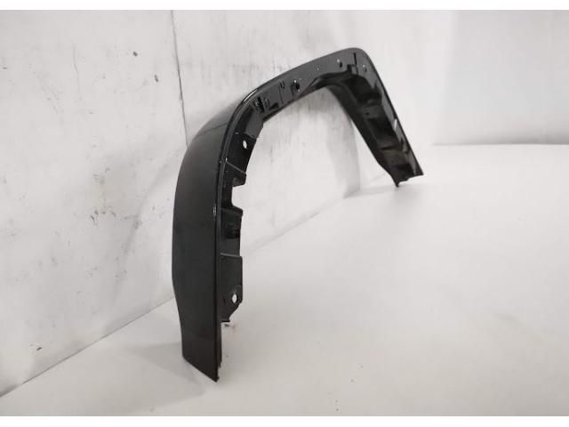 bontott MERCEDES-BENZ G-CLASS Jobb első Sárvédő Díszléc