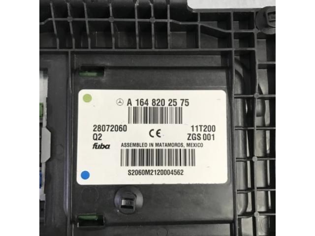 bontott MERCEDES-BENZ GL-CLASS Antenna