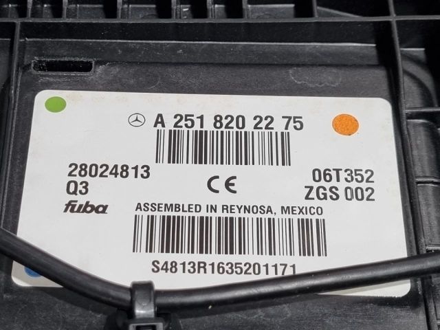 bontott MERCEDES-BENZ GL-CLASS Antenna