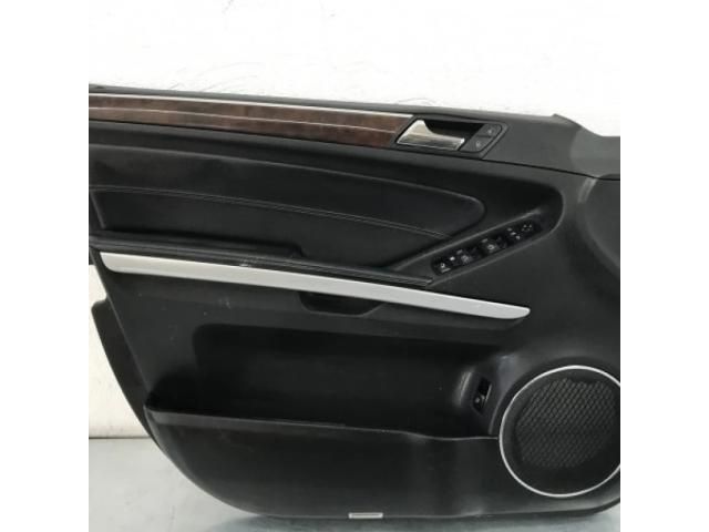 bontott MERCEDES-BENZ GL-CLASS Bal első Ajtó Kárpit