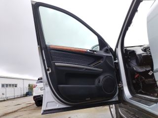 bontott MERCEDES-BENZ GL-CLASS Bal első Ajtó (Üres lemez)