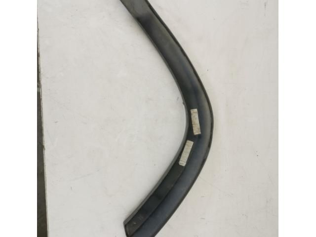 bontott MERCEDES-BENZ GL-CLASS Bal első Sárvédő Szélesítő