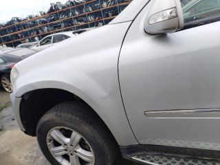 bontott MERCEDES-BENZ GL-CLASS Bal első Sárvédő