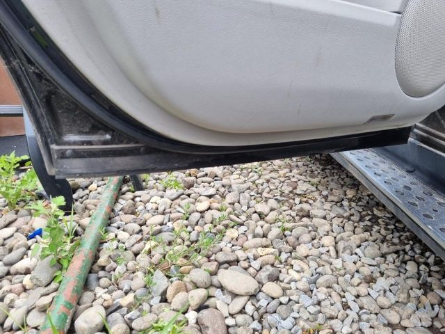 bontott MERCEDES-BENZ GL-CLASS Bal hátsó Ajtó (Üres lemez)