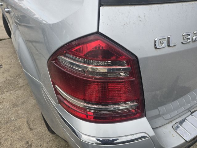 bontott MERCEDES-BENZ GL-CLASS Bal Hátsó Lámpa