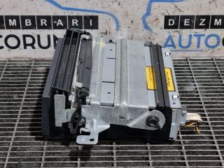 bontott MERCEDES-BENZ GL-CLASS CD / DVD Tár