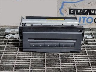 bontott MERCEDES-BENZ GL-CLASS CD / DVD Tár