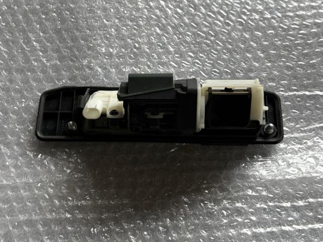 bontott MERCEDES-BENZ GL-CLASS Csomagtér Nyitó Kar / Gomb